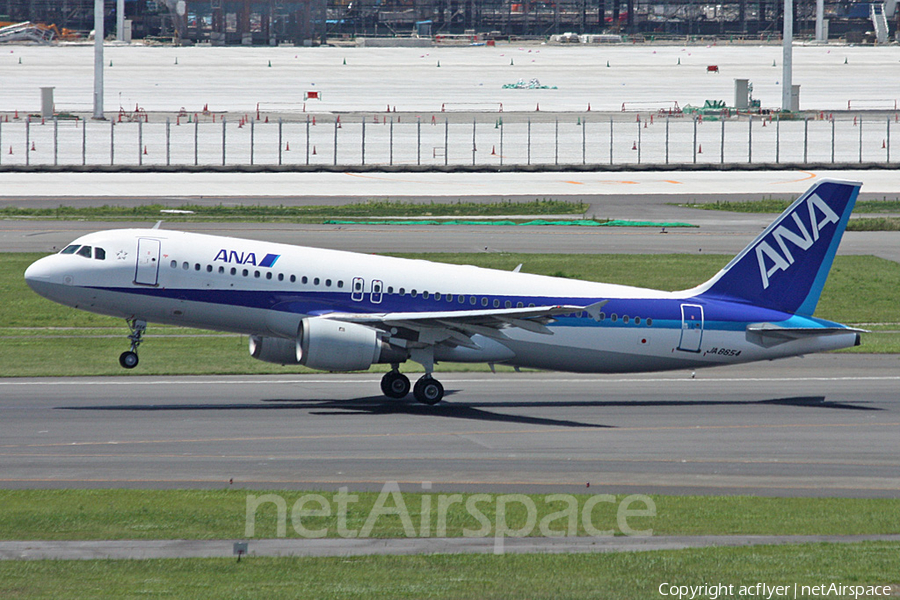 All Nippon Airways - ANA Airbus A320-211 (JA8654) | Photo 214161