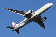 Japan Airlines - JAL Boeing 787-9 Dreamliner (JA866J) at  Frankfurt am Main, Germany