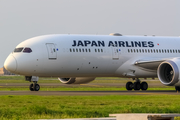 Japan Airlines - JAL Boeing 787-9 Dreamliner (JA872J) at  Jakarta - Soekarno-Hatta International, Indonesia