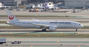 Japan Airlines - JAL Boeing 787-9 Dreamliner (JA880J) at  Los Angeles - International, United States