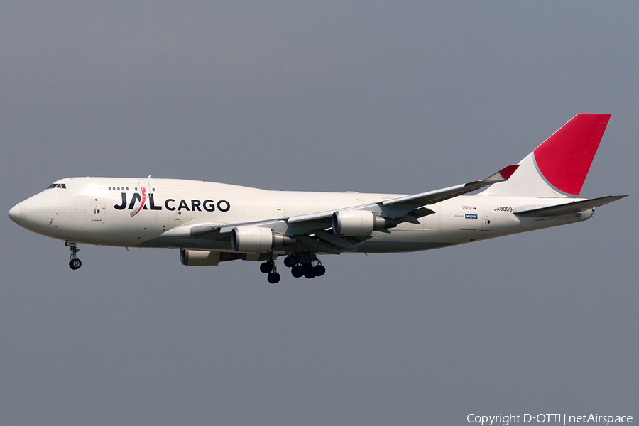 Japan Airlines Cargo Boeing 747-446(BCF) (JA8909) | Photo 201937