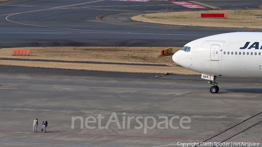 Japan Airlines - JAL Boeing 777-346 (JA8944) | Photo 204774