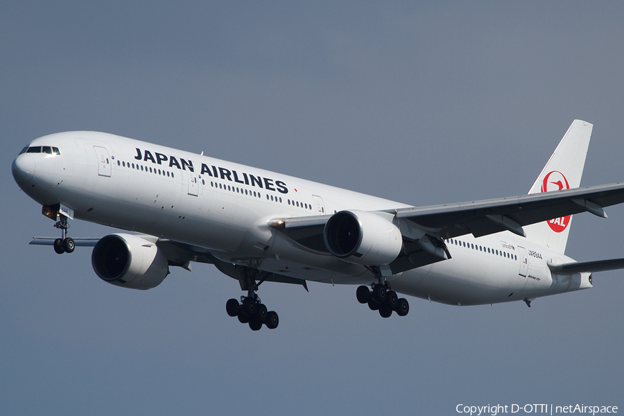 Japan Airlines - JAL Boeing 777-346 (JA8944) | Photo 418626