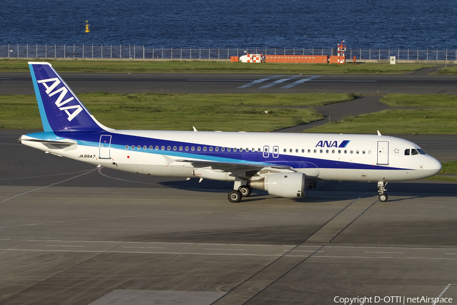 All Nippon Airways - ANA Airbus A320-211 (JA8947) | Photo 418202