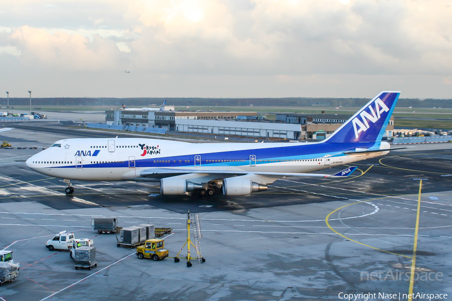 All Nippon Airways - ANA Boeing 747-481 (JA8958) | Photo 278952