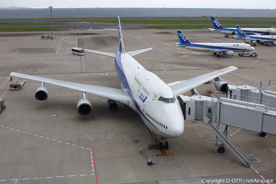 All Nippon Airways - ANA Boeing 747-481D (JA8961) | Photo 417757