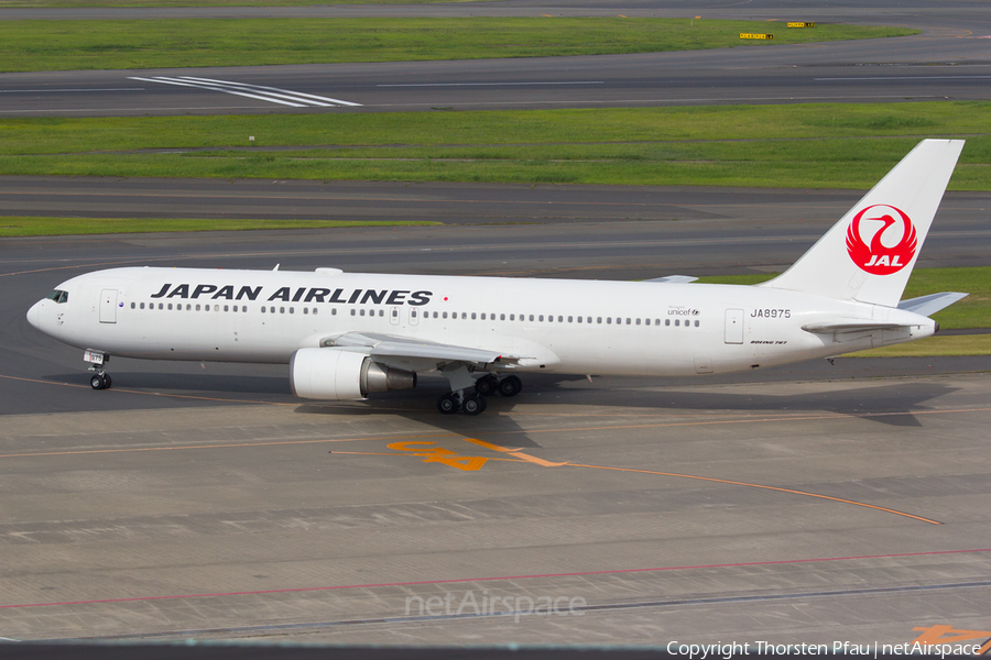 Japan Airlines - JAL Boeing 767-346 (JA8975) | Photo 81581