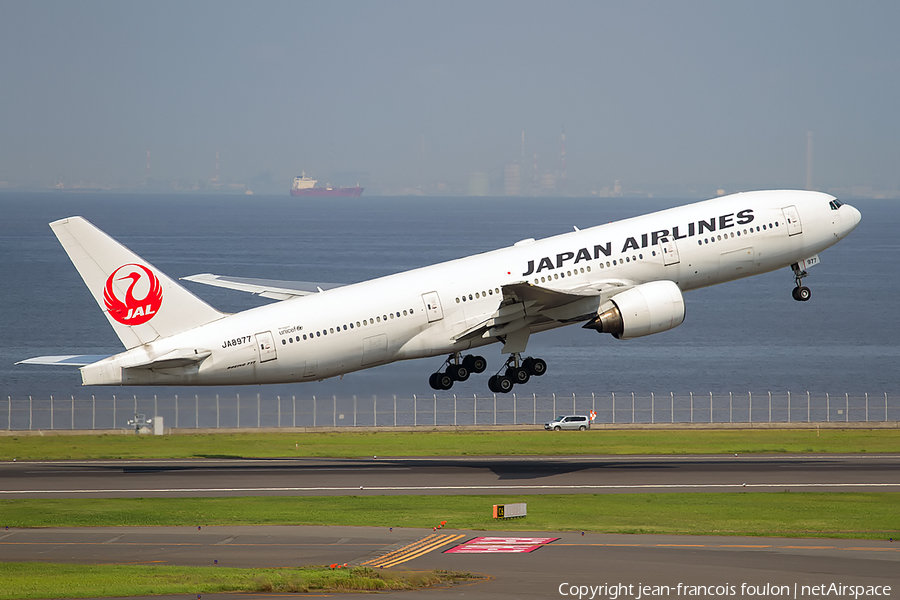 Japan Airlines - JAL Boeing 777-289 (JA8977) | Photo 170714