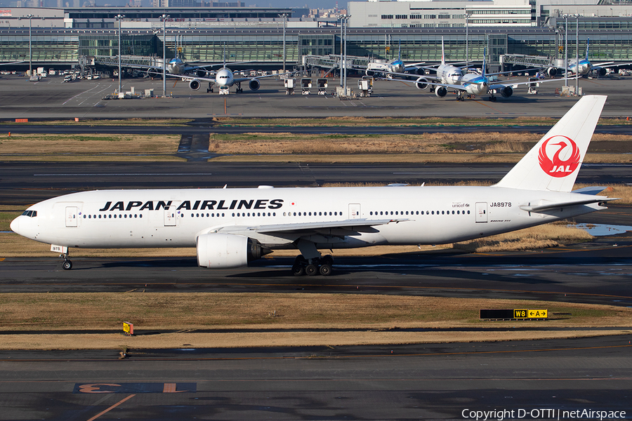 Japan Airlines - JAL Boeing 777-289 (JA8978) | Photo 379540