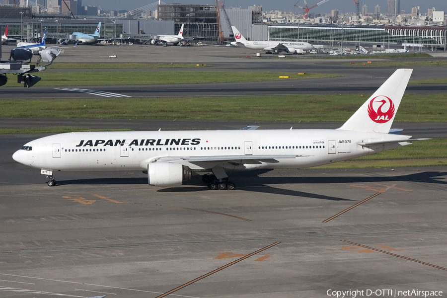 Japan Airlines - JAL Boeing 777-289 (JA8978) | Photo 418353
