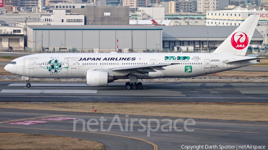 Japan Airlines - JAL Boeing 777-246 (JA8984) | Photo 203570