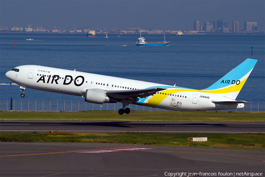 Hokkaido International Airlines - Air Do Boeing 767-33A(ER) (JA98AD) | Photo 130544