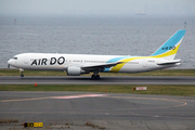 Hokkaido International Airlines - Air Do Boeing 767-33A(ER) (JA98AD) at  Tokyo - Haneda International, Japan