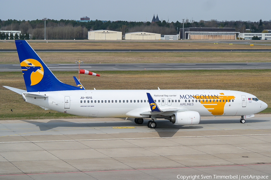 MIAT Mongolian Airlines Boeing 737-8SH (JU-1015) | Photo 102337