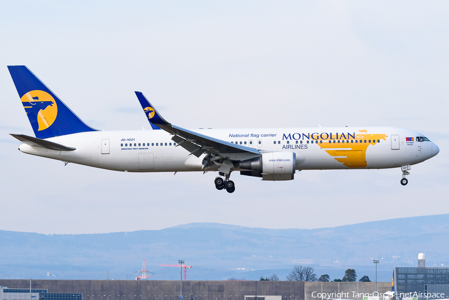 MIAT Mongolian Airlines Boeing 767-34G(ER) (JU-1021) | Photo 500385