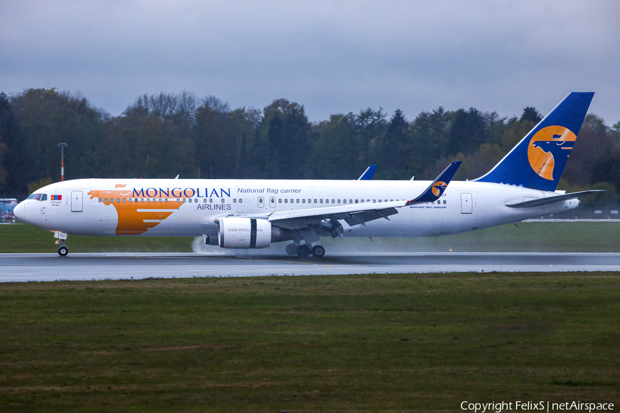 MIAT Mongolian Airlines Boeing 767-34G(ER) (JU-1021) | Photo 524945