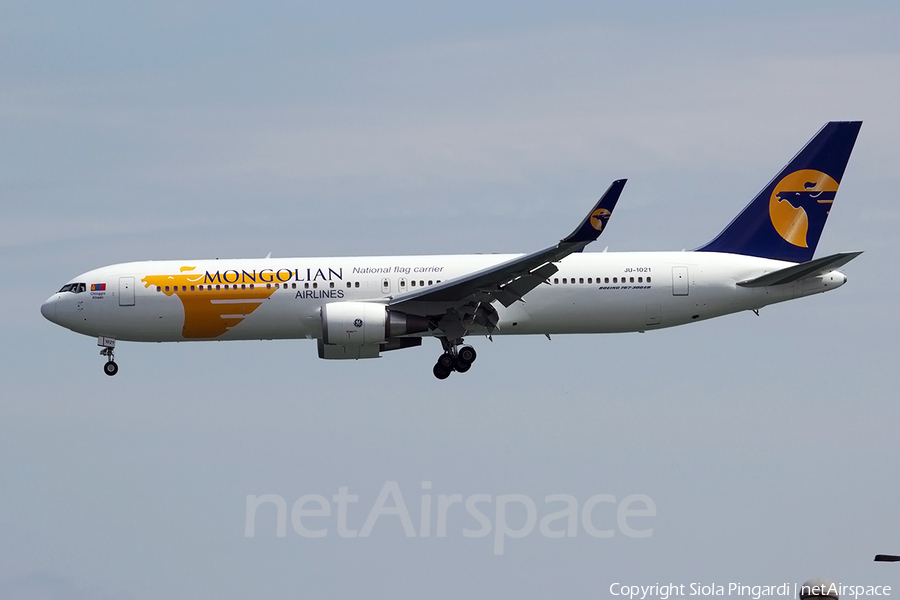 MIAT Mongolian Airlines Boeing 767-34G(ER) (JU-1021) | Photo 357549