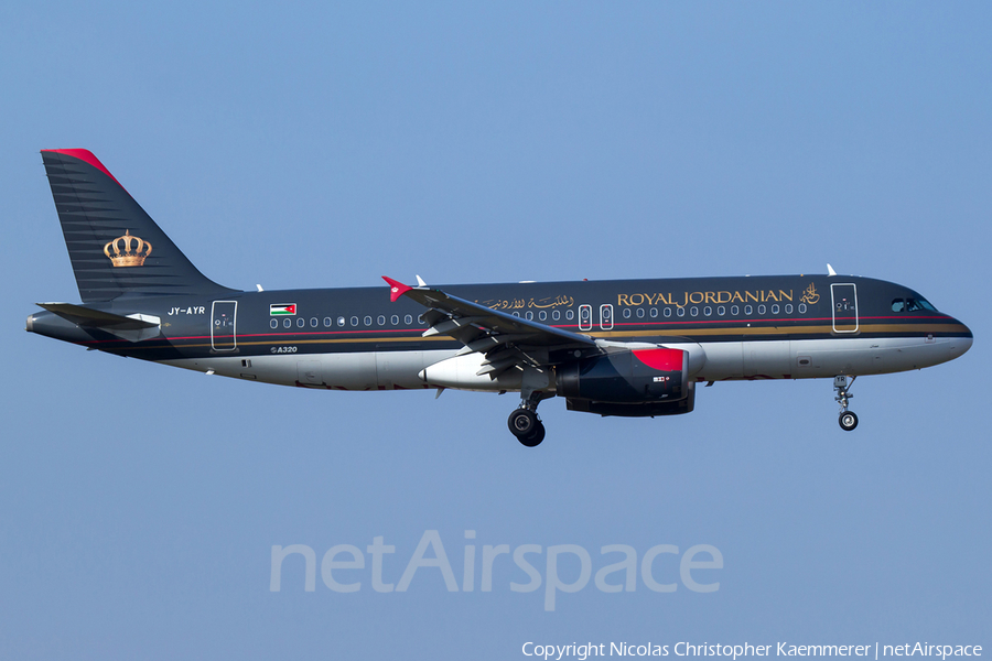 Royal Jordanian Airbus A320-232 (JY-AYR) | Photo 121883