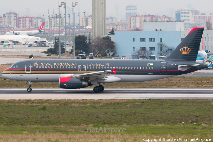 Royal Jordanian Airbus A320-232 (JY-AYW) | Photo 73377