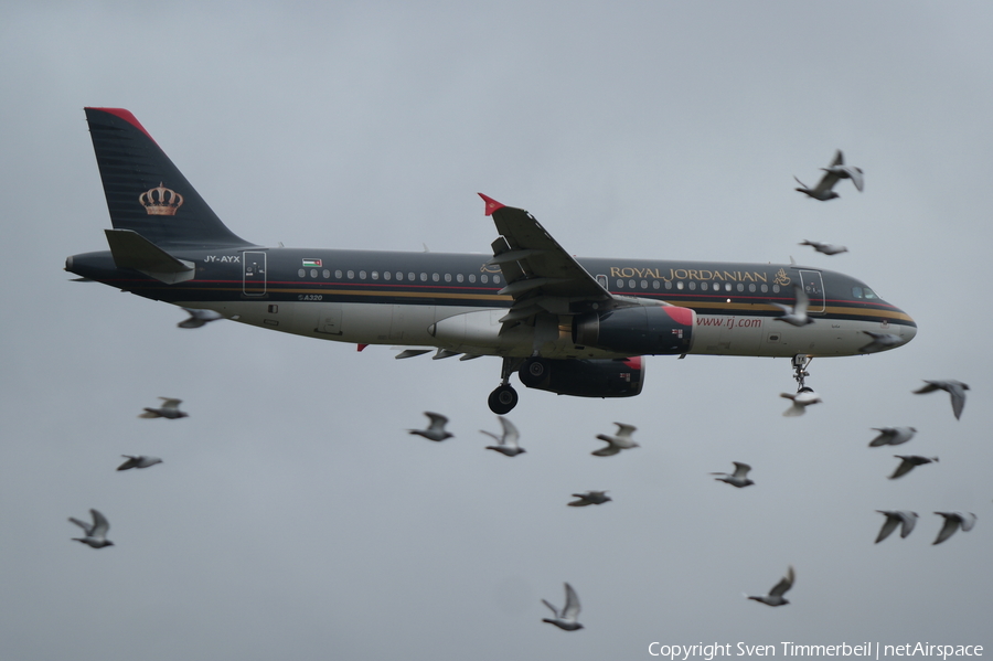 Royal Jordanian Airbus A320-232 (JY-AYX) | Photo 106563