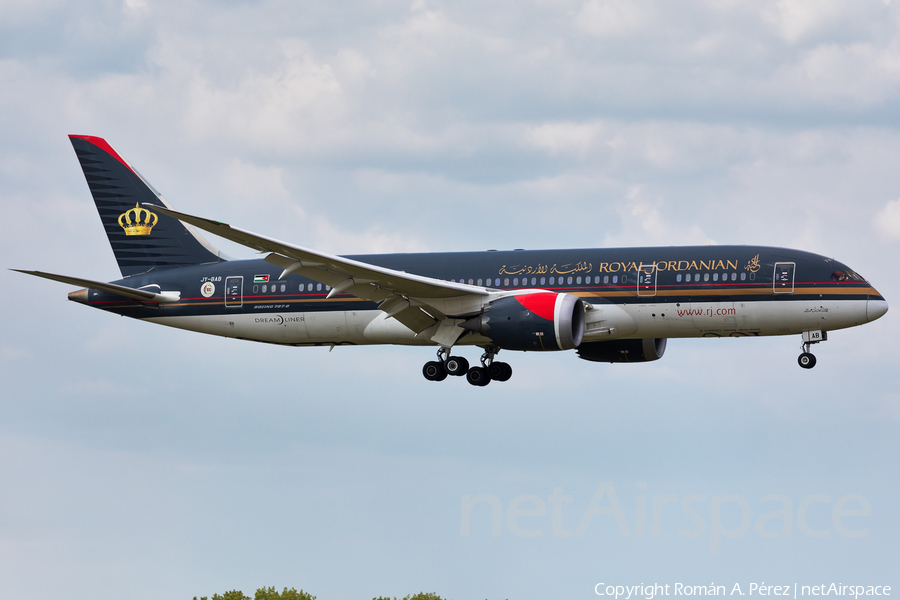 Royal Jordanian Boeing 787-8 Dreamliner (JY-BAB) | Photo 617277