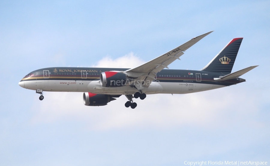 Royal Jordanian Boeing 787-8 Dreamliner (JY-BAE) | Photo 608224