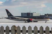 Royal Jordanian Boeing 787-8 Dreamliner (JY-BAE) at  Montreal - Pierre Elliott Trudeau International (Dorval), Canada