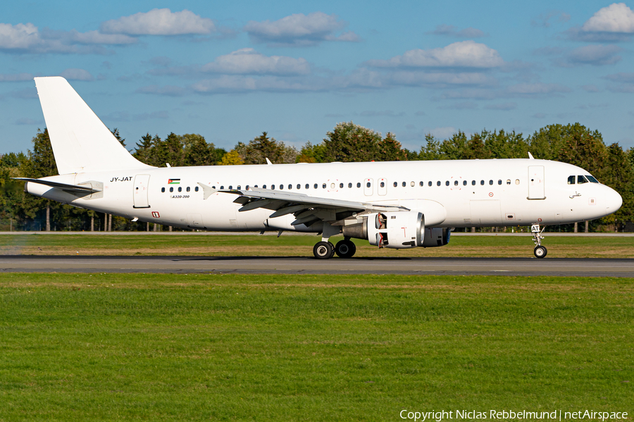 Jordan Aviation Airbus A320-211 (JY-JAT) | Photo 530822