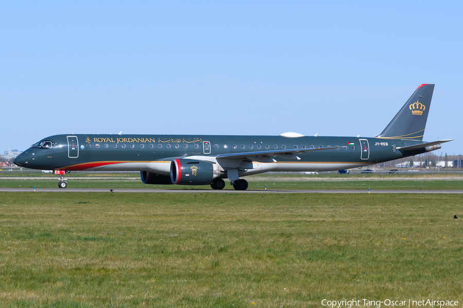 Royal Jordanian Embraer ERJ-195E2 (ERJ-190-400STD) (JY-REB) | Photo 679000