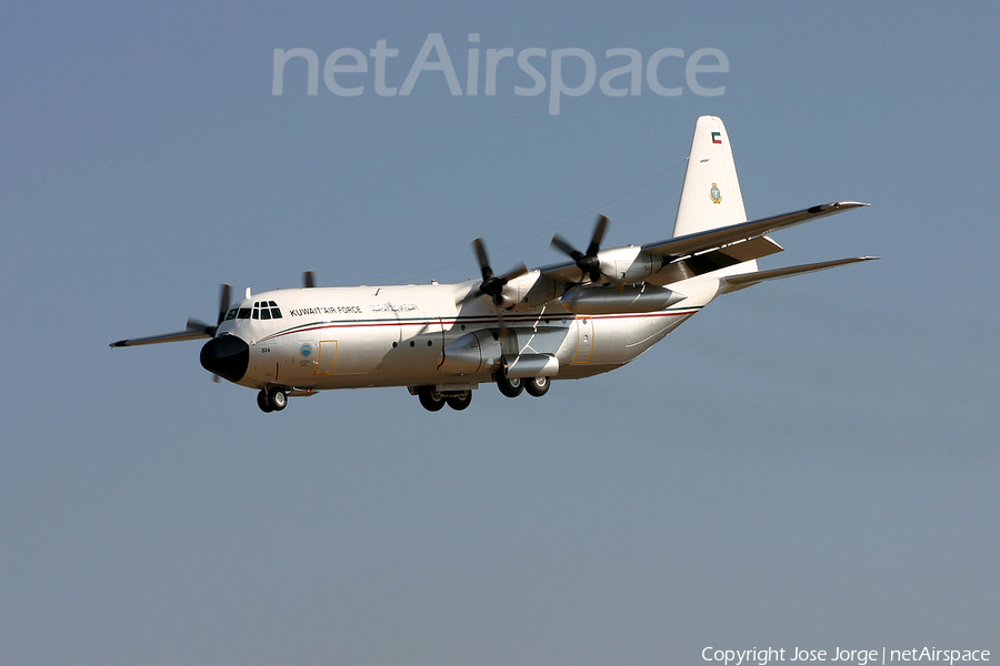 Kuwait Air Force Lockheed L-100-30 (Model 382G) Hercules (KAF324) | Photo 554508