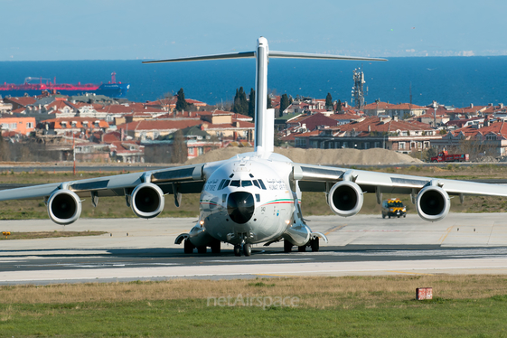 Kuwait Air Force Boeing C-17A Globemaster III (KAF342) at  Istanbul - Ataturk, Turkey