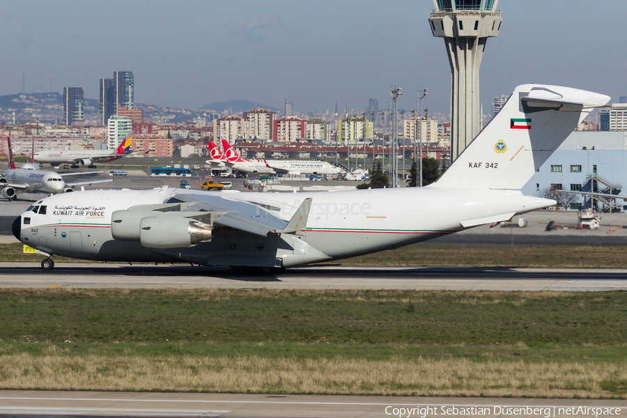 Kuwait Air Force Boeing C-17A Globemaster III (KAF342) | Photo 267311