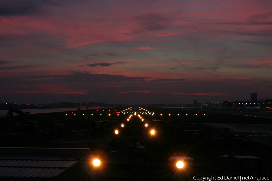 Aviation photo 32521