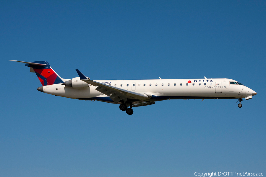 Delta Connection (GoJet Airlines) Bombardier CRJ-701ER (N659CA) | Photo 386167