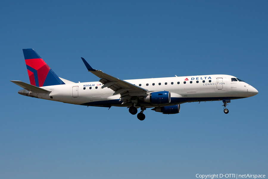 Delta Connection (Shuttle America) Embraer ERJ-175LR (ERJ-170-200LR) (N204JQ) | Photo 386197