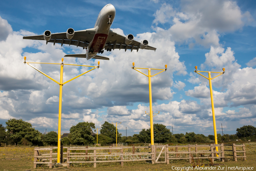 Aviation photo 175380