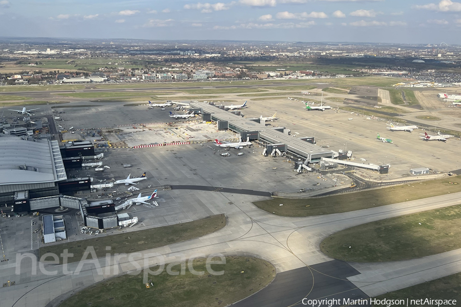 Aviation photo 498556