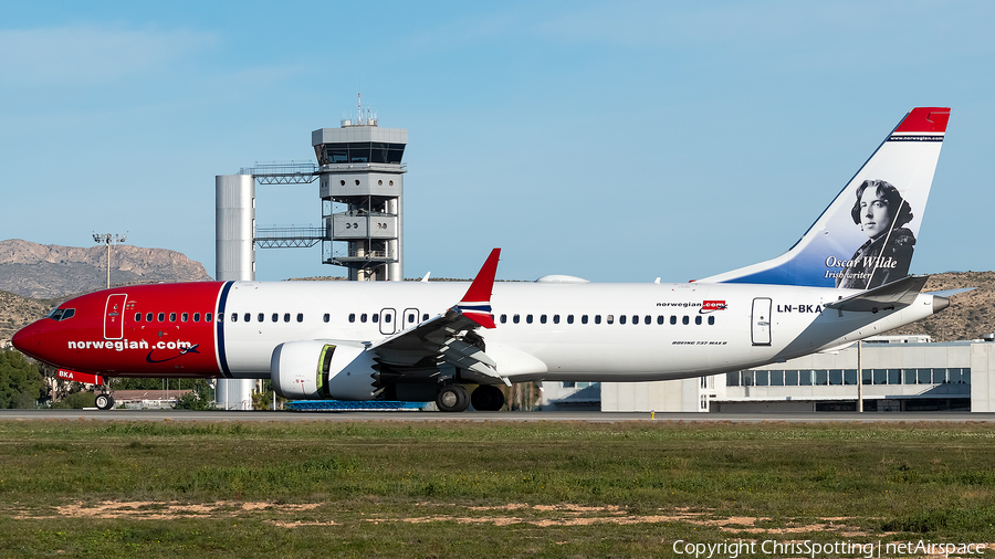 Norwegian Air Shuttle Boeing 737-8 MAX (LN-BKA) | Photo 285564