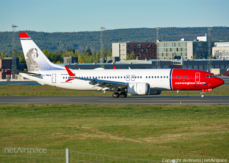 Norwegian Air Shuttle Boeing 737-8 MAX (LN-BKA) | Photo 266402
