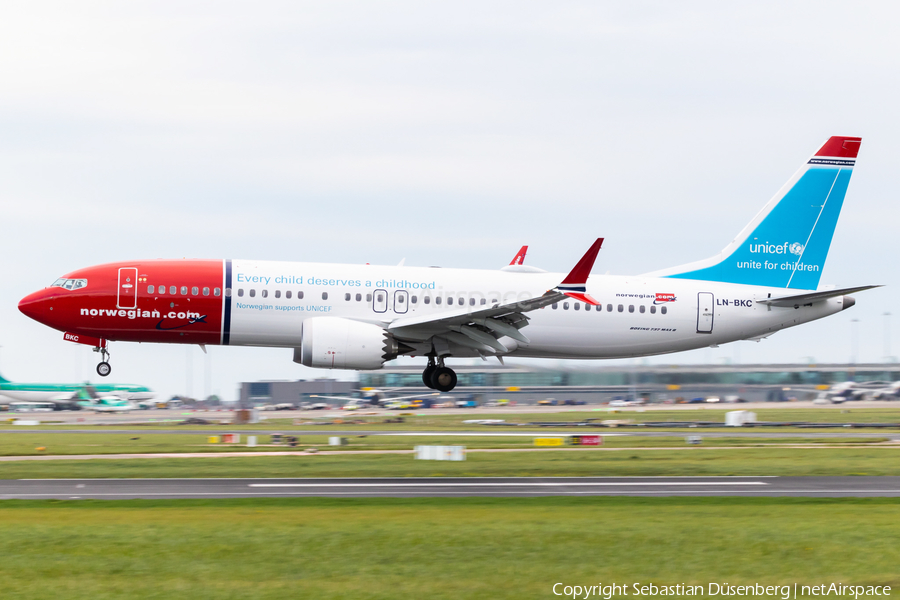 Norwegian Air Shuttle Boeing 737-8 MAX (LN-BKC) | Photo 291464