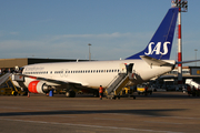 SAS - Scandinavian Airlines Boeing 737-405 (LN-BUF) at  Faro - International, Portugal