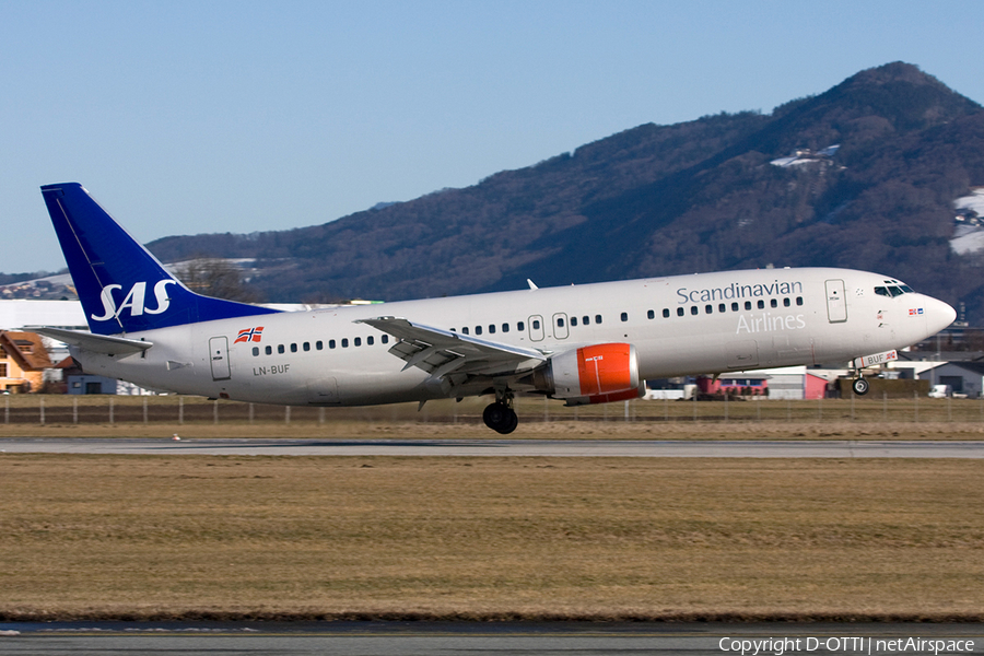 SAS - Scandinavian Airlines Boeing 737-405 (LN-BUF) | Photo 271600