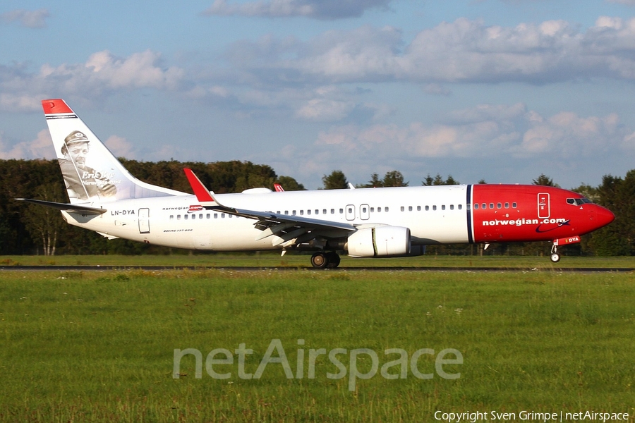 Norwegian Air Shuttle Boeing 737-8JP (LN-DYA) | Photo 378293