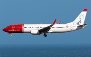 Norwegian Air Shuttle Boeing 737-8JP (LN-DYC) at  Gran Canaria, Spain