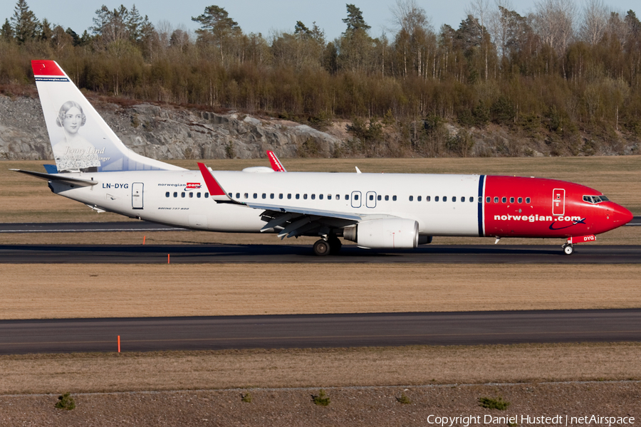 Norwegian Air Shuttle Boeing 737-8JP (LN-DYG) | Photo 421858