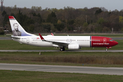 Norwegian Air Shuttle Boeing 737-8JP (LN-DYO) at  Hamburg - Fuhlsbuettel (Helmut Schmidt), Germany