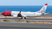 Norwegian Air Shuttle Boeing 737-8JP (LN-DYU) at  Gran Canaria, Spain