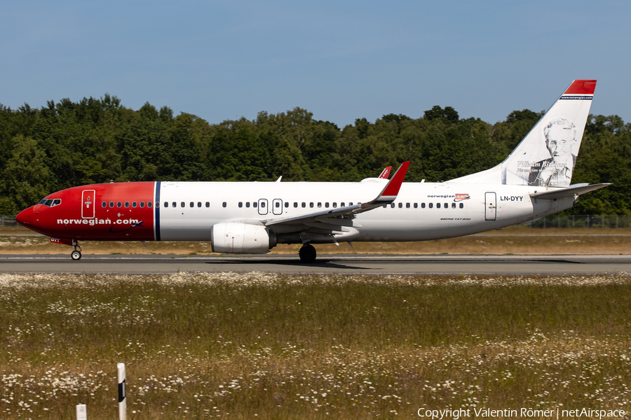 Norwegian Air Shuttle Boeing 737-8JP (LN-DYY) | Photo 574453