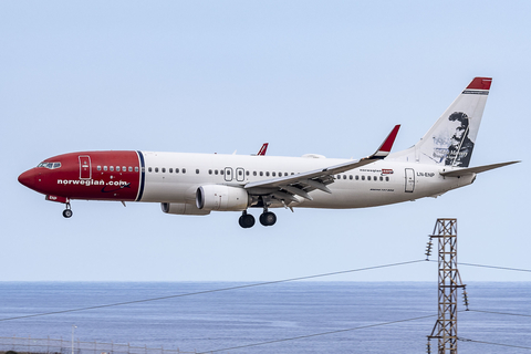 Norwegian Air Shuttle AOC Boeing 737-8JP (LN-ENP) at  Gran Canaria, Spain