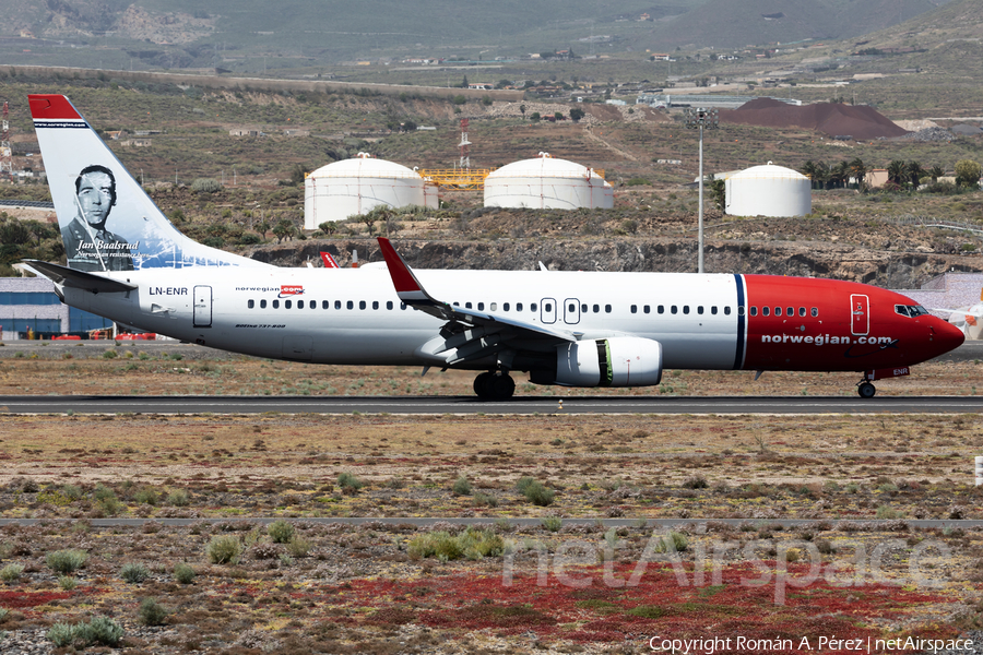 Norwegian Air Shuttle Boeing 737-8JP (LN-ENR) | Photo 560107